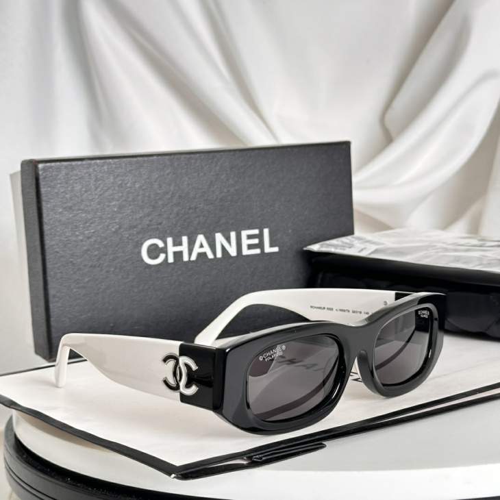 Picture of Chanel Sunglasses _SKUfw76720749fw